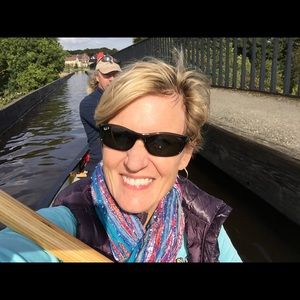 Meet your Posher, Renee